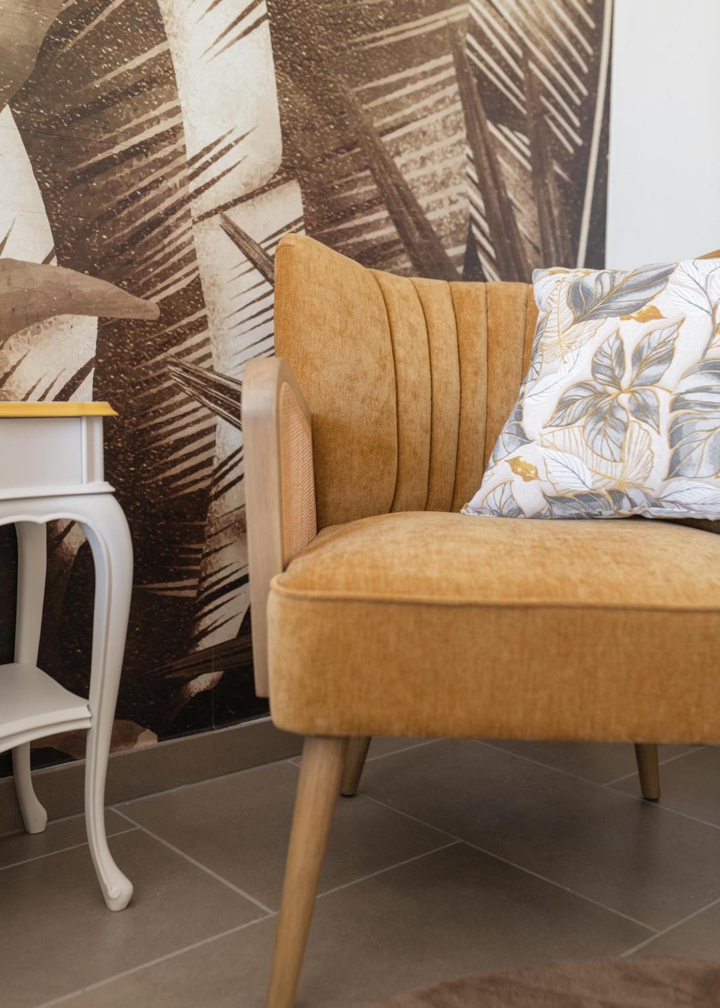 לואינו Charming Moment Di Villa Porta - Casa Dolce מראה חיצוני תמונה